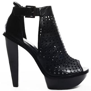Shoe of the Day | Pelle Moda Deluca Ankle Bootie