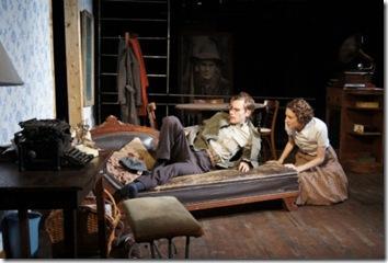 Review: The Glass Menagerie (Redtwist Theatre)