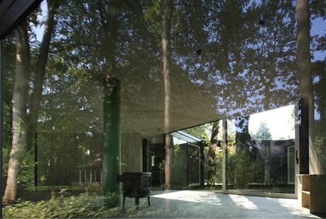 House BM by 148 Architecten De Vylder Vinck Taillieu . Joris Van Huychem