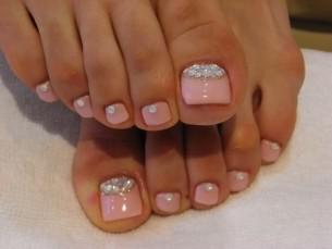 Nailing the Wedding Look on Fingers and Toes