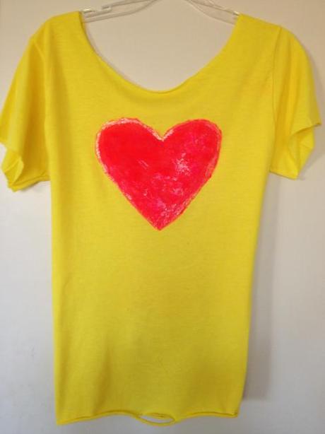 DIY: The Pink Heart T-shirt - Paperblog