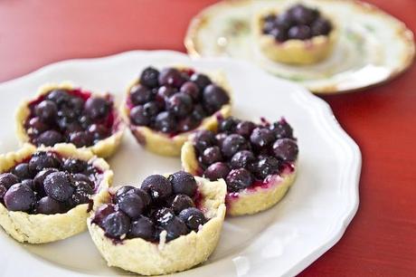 blueberry moscato tartlets