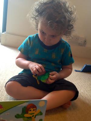 Read and Build with LEGO DUPLO - Busy reading and building