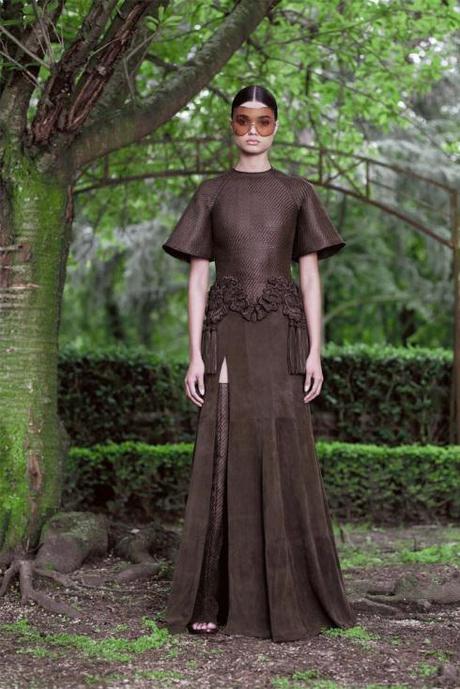 GIVENCHY Haute Couture Collection A/W 2013