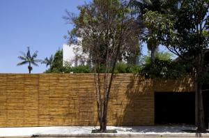 Terra Nova House by Isay Weinfeld