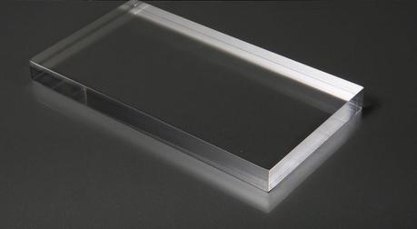 Plastic Glass: Difference Between Acrylic (Plexiglass) and Lexan (Polycarbonate)