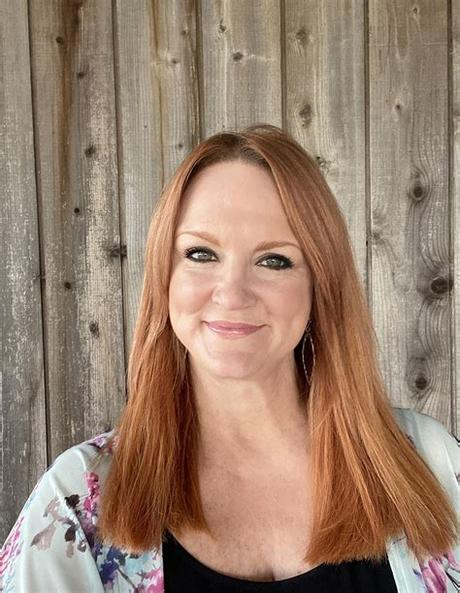 See more ideas about ree drummond, recipes, food. The Pioneer Woman Ree Drummond On Her New Essay Collection ...