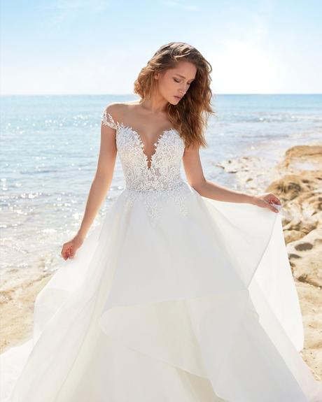 fashion wedding dresses off the shoulder lace sweetheart neckline ines di santo