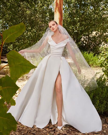 fashion wedding dresses simple with slit elie saab