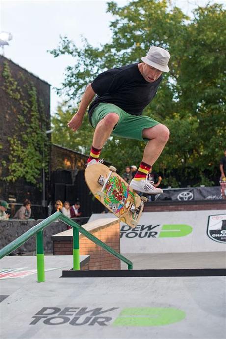 Gonzalez has more experience with cardiac electrical system procedures, interventional cardiac procedures, and heart conditions than other specialists in his area. Mark Gonzales Casper Flip at Dew Tour Brooklyn, The Boardr