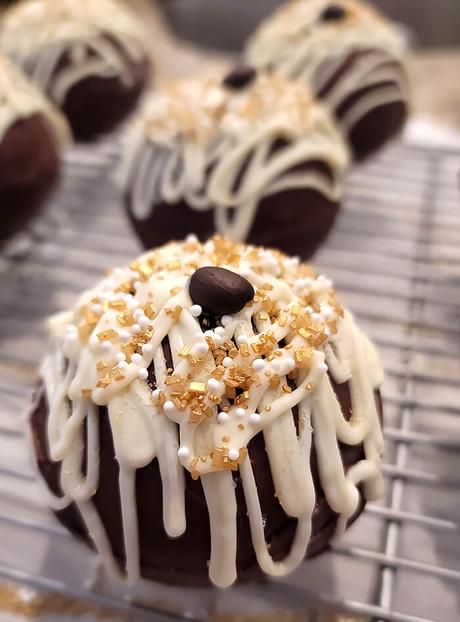 Boozy Hot Chocolate Bombs