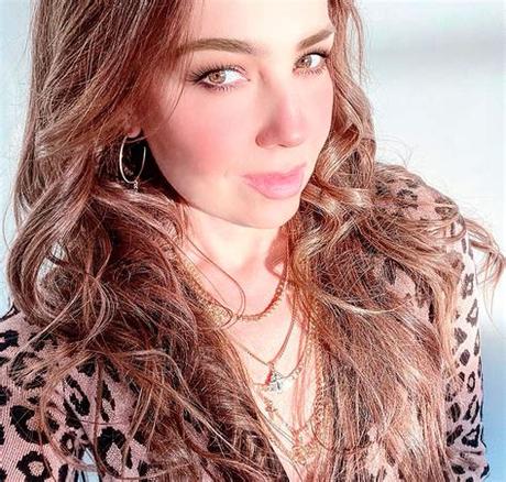 Thalia - All Model and Movie Stars Photo Gallery: Thalia Pregnancy ... / Check out this short overview video and learn why the thalia capo is the best guitar capo ever made. The problem with other capos. Sobrinho de Thalia é acusado de estelionato e teria fugido ...