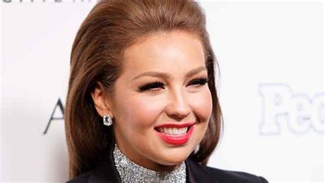 Thalia - All Model and Movie Stars Photo Gallery: Thalia Pregnancy ... / Check out this short overview video and learn why the thalia capo is the best guitar capo ever made. How to pick up your order curbside: Thalia ayuda a una fans con propuesta de matrimonio