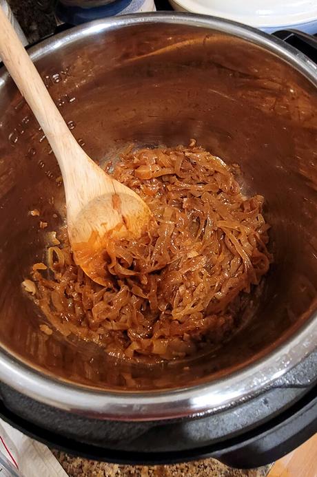 Caramelized Onions in the Instant Pot