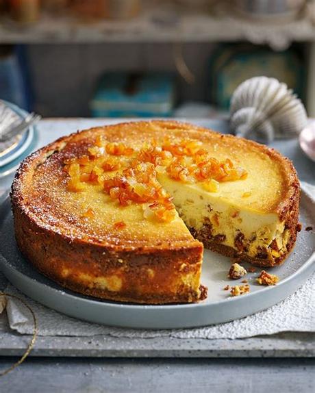 Whether you are hosting, attending, or just learning about the traditional polish christmas eve dinner this year, you're sure to come across some intriguing eastern european dishes. Polish Christmas cheesecake | Recipe in 2020 | Baking ...