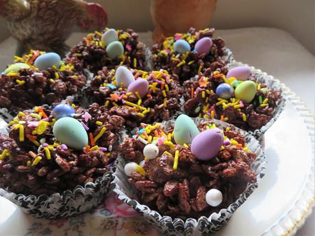 Easter Chocolate Krispie Cakes