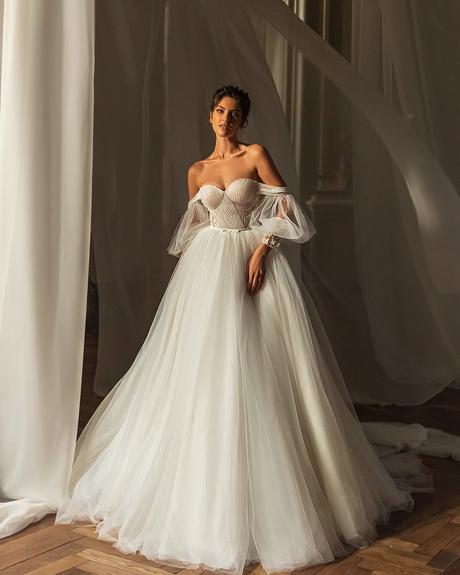 hottest wedding dresses sweetheart strapless neckline ball gown simple luce sposa