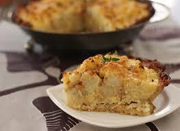I thought i'd miss garlic, but it didn't need it. Food Lust People Love Cauliflower Cheese Pie With Grated Potato Crust