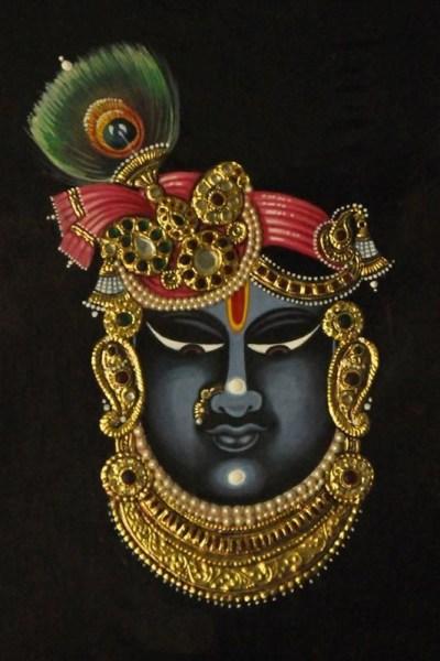 Finding the Right Frame for Tanjore Paintings