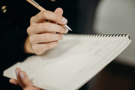 5 precious tips to help you to get better at essay writing service.