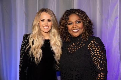 Watch: Carrie Underwood and CeCe Winans Perform “Great Is Thy Faithfulness”