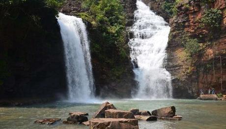 7 Awesome Tourist Places Near Chitrakoot Falls You Must Visit
