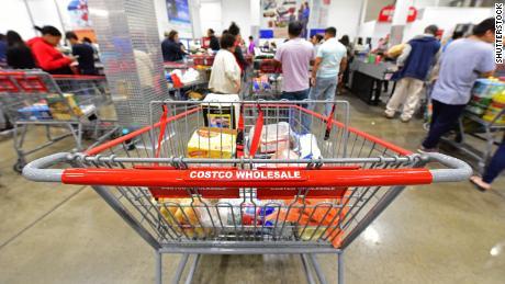 Costco’s food courts have a cult following. Now they’re making a comeback