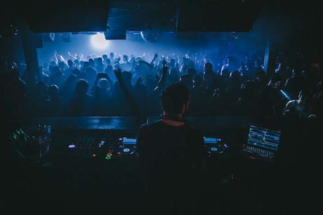 10 Hotspots For An Electrifying Night