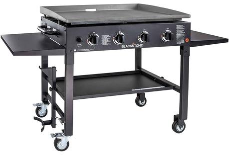 Blackstone 1554 stand-alone outdoor teppanyaki grill