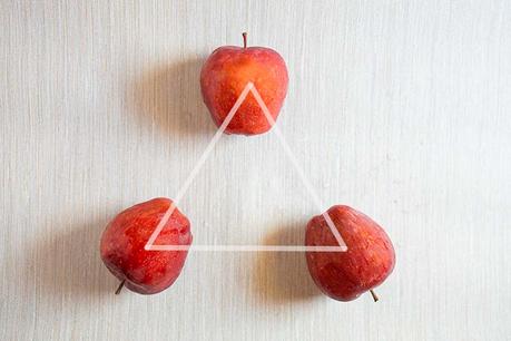 Rule of odds with 3 apples