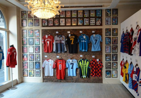 What Are the Most Fashionable Professional Sports Kits of All Time? What Are the Most Fashionable Professional Sports Kits of All Time?