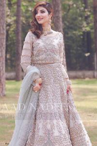 Pakistani Bridal Wear – Peach Ruffled Maxi – Back Train Style Dupatta