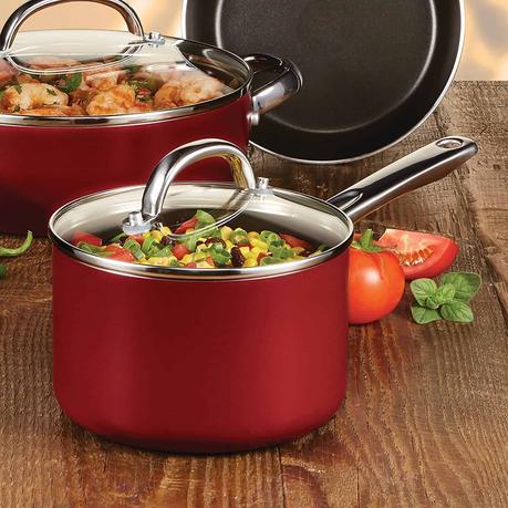 Best budget saucepan for cooking rice- Farberware Buena Cocina Nonstick 3 Quart Lid