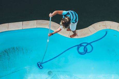 How Many Times a week should a Swimming Pool be Cleaned