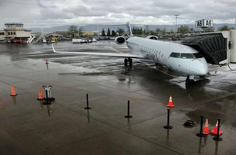 10 Airports In Oregon Which Will Let You Fly Easily!