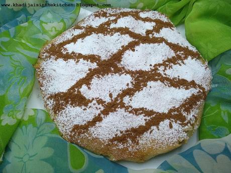 PASTILLA AU POULET / CHICKEN PASTILLA / PASTILLA DE POLLO / بسطيلة الدجاج PASTILLA AU POULET / CHICKEN PASTILLA / PASTILLA DE POLLO / بسطيلة الدجاج