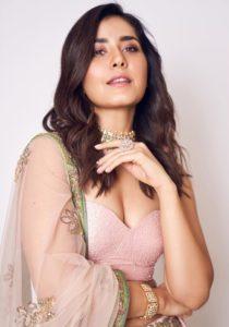 Rashi Khanna hot