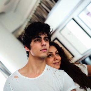 Aryan with his mother Gauri