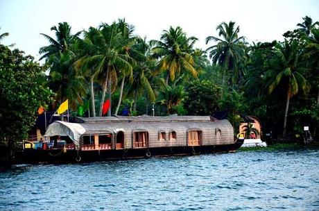 12 Interesting Things To Do In Kumarakom Which One Cannot Miss! 12 Interesting Things To Do In Kumarakom Which One Cannot Miss!