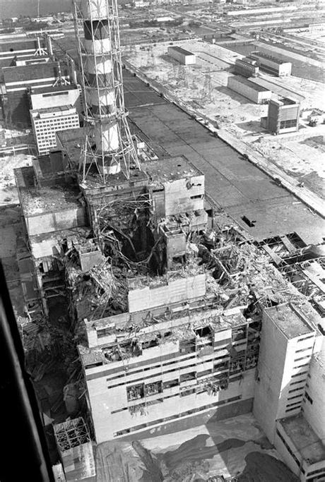 The levels of radioactivity inside chernobyl after the disaster were far too great for any human to stand. Geografia - Ensinar e Aprender: Desastre em Chernobyl - 30 ...