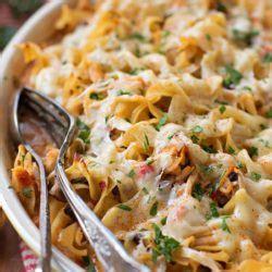 Tuna casserole is usually topped with a crunchy topping like bread crumbs or even crushed chips. Pioneer Woman Tuna Casserole Recipe / This is a tuna ...