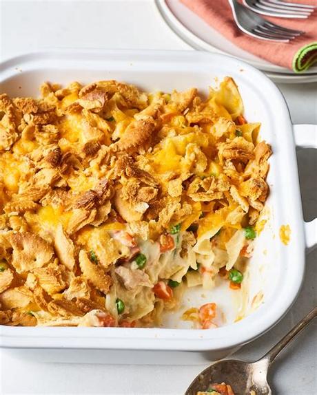 This lighter tuna casserole recipe is easy to make, full of great flavor, and lightened up with a few simple tweaks. Pioneer Woman Tuna Casserole Recipe : Classic weeknight ...