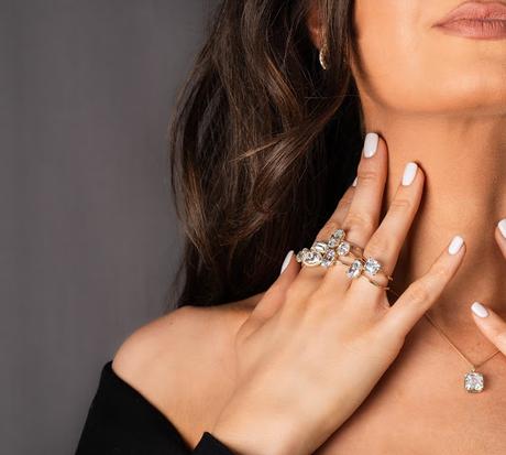 4 Most Beautiful Engagement Rings I Can Buy for My Engagement 4 Most Beautiful Engagement Rings I Can Buy for My Engagement