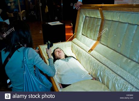 famous people open casket