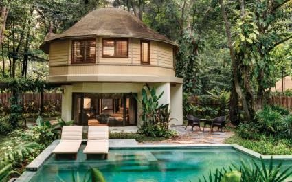 Pool at Hotel Rayavadee in Railay Beach, Thailand