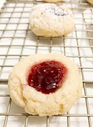 Make these delicious stuffed cookies that are weight watchers friendly and oh so tasty. Raspberry Thumbprint Cookies Weight Watchers