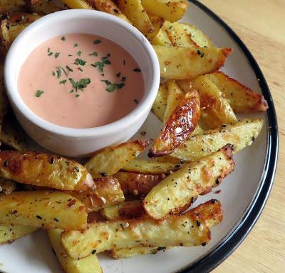 Dirty Fries & Fry Sauce