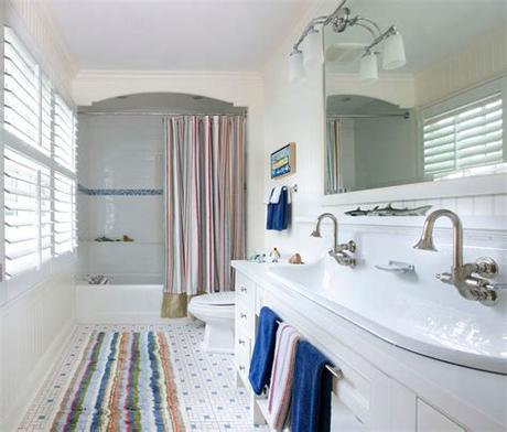 The most common designer shower curtains material is cotton. Trendy shower curtains for your bathroom - storiestrending.com
