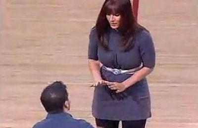 10 Worst Marriage Proposal Fails