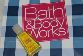 NA Bath and Body Works hand gel